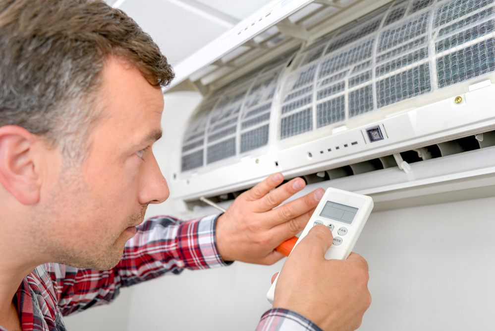 How to Spot a Refrigerant Leak in Your AC